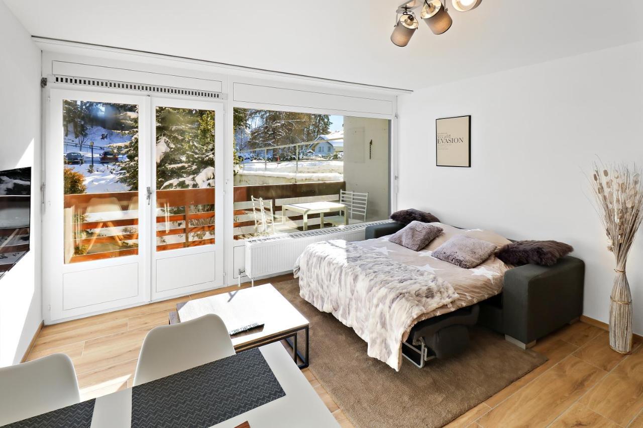 Appartement Cosy Et Renove Au Coeur De La Station Crans-Montana Buitenkant foto