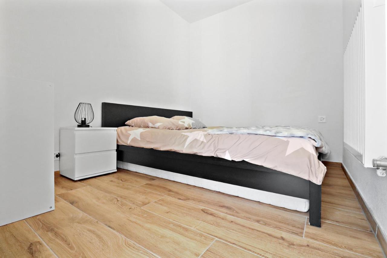Appartement Cosy Et Renove Au Coeur De La Station Crans-Montana Buitenkant foto